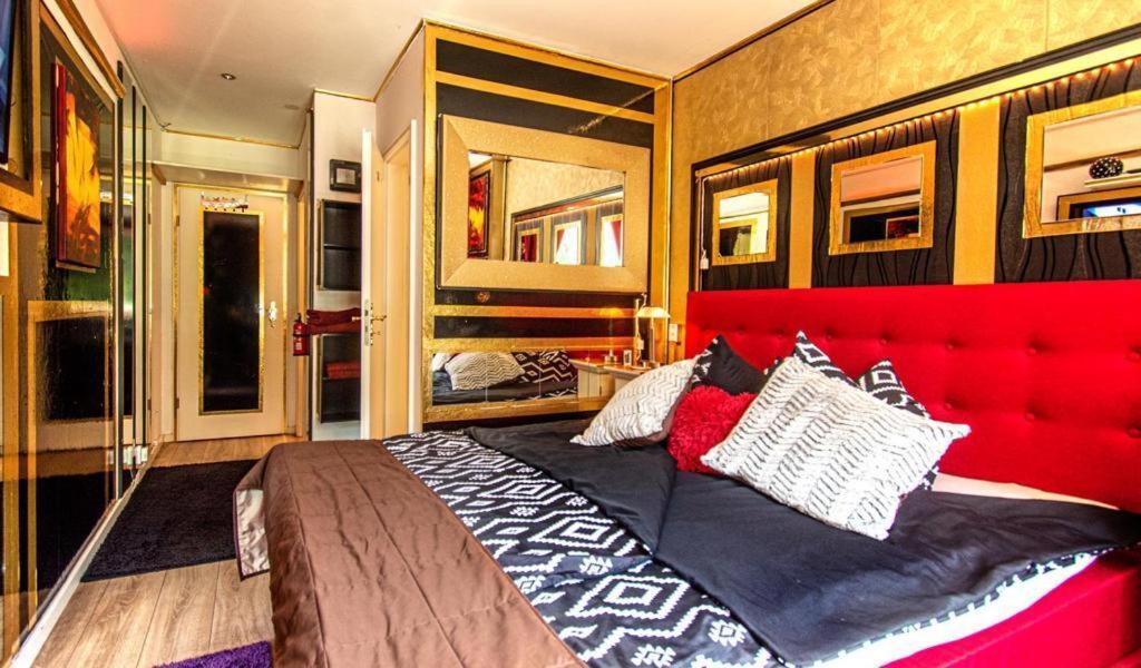 Hotel Chez-Ronny à Hambourg Extérieur photo