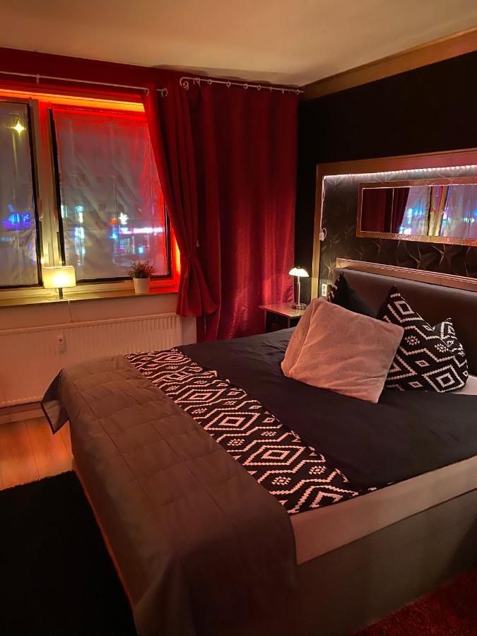 Hotel Chez-Ronny à Hambourg Extérieur photo